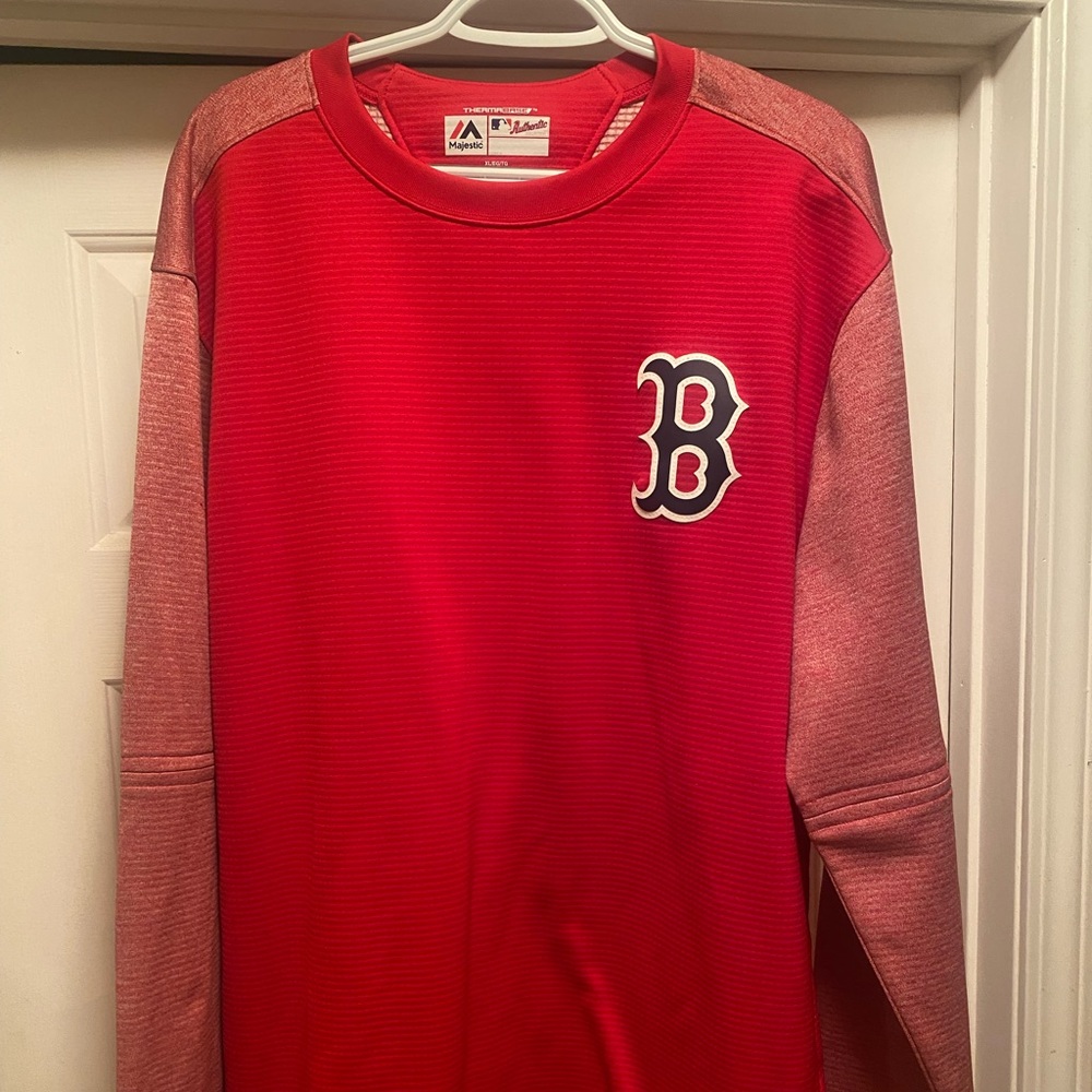 Men’s Majestic Boston Red Sox pullover xl